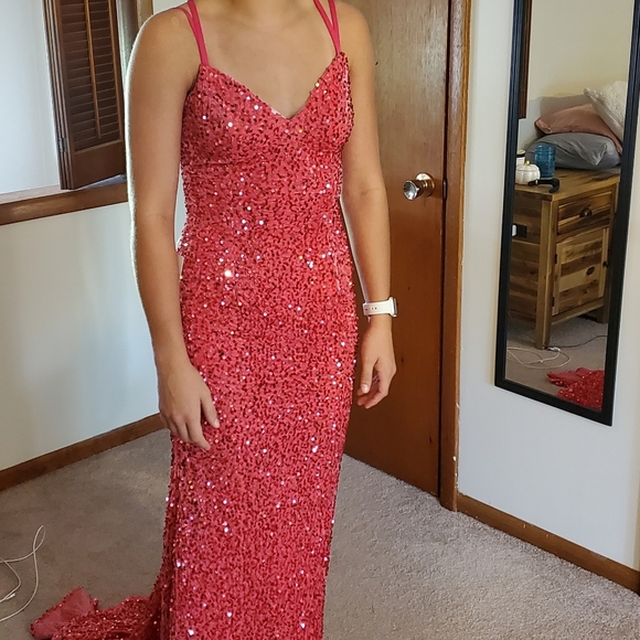 Long formal - Picture 1 of 6